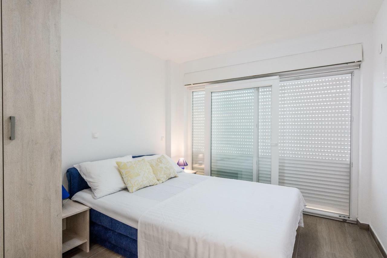 Apartments Sunrise Preko Exterior foto