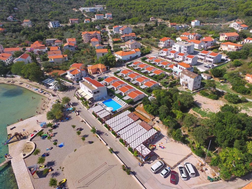Apartments Sunrise Preko Exterior foto