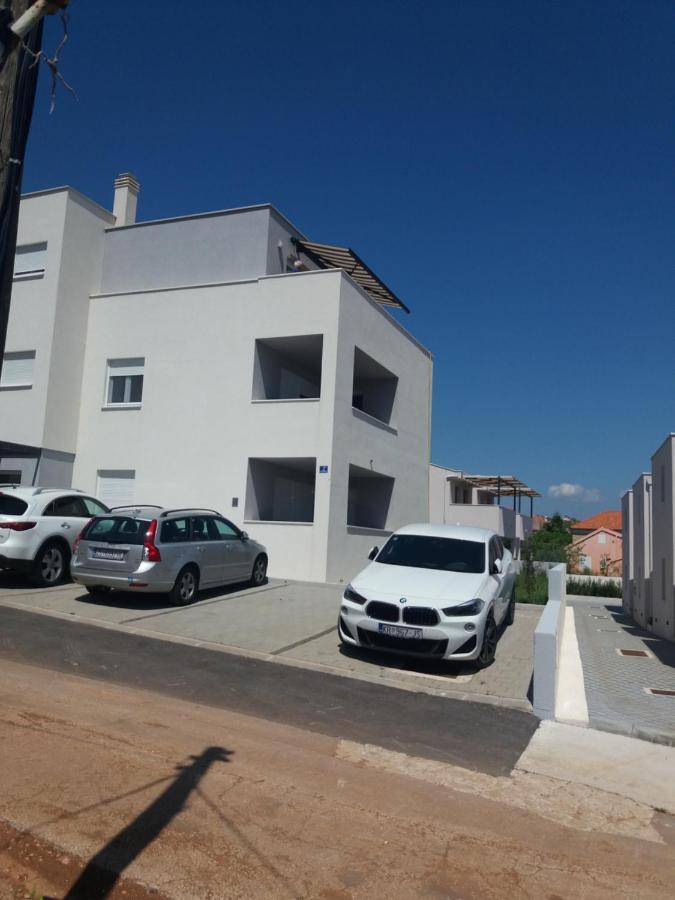 Apartments Sunrise Preko Exterior foto